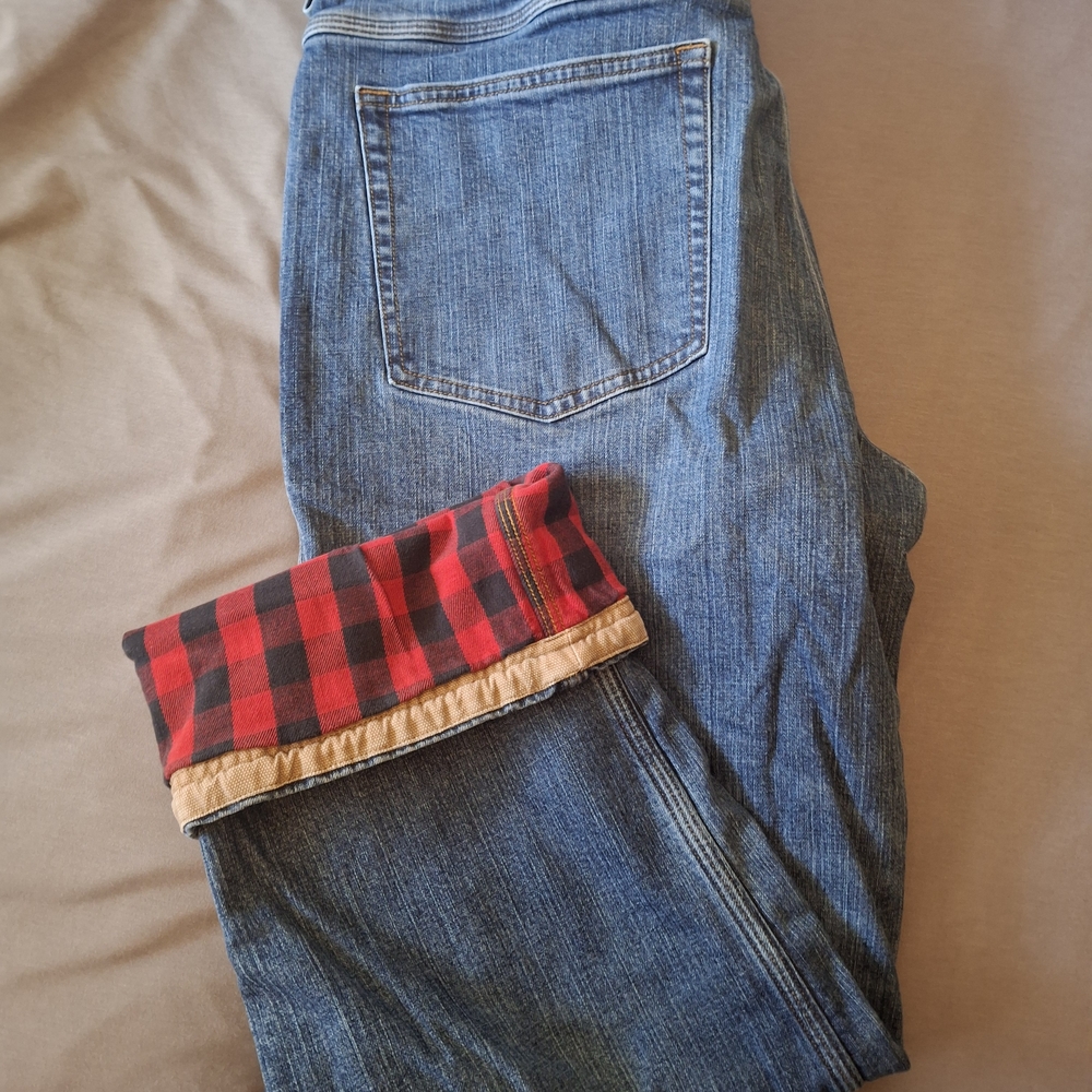 Duluth Trading Co Men's Relaxed Jeans - Blue with Red Plaid Lining